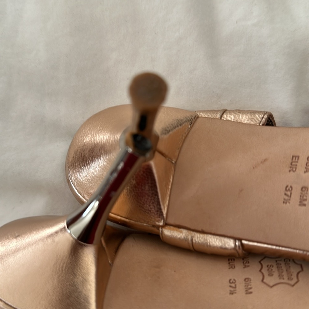 Shoes - Picture 7 of 7